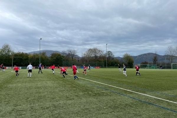 Fu�ballspiel der beiden Sportleistungskurse der Kursstufe 1 und 2